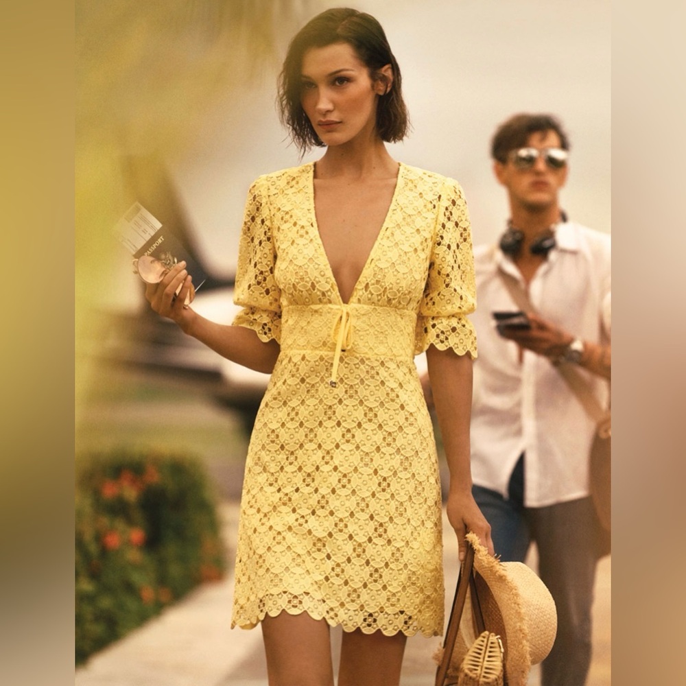 NWT MICHAEL KORS Yellow Floral Medallion Lace Dress Size M